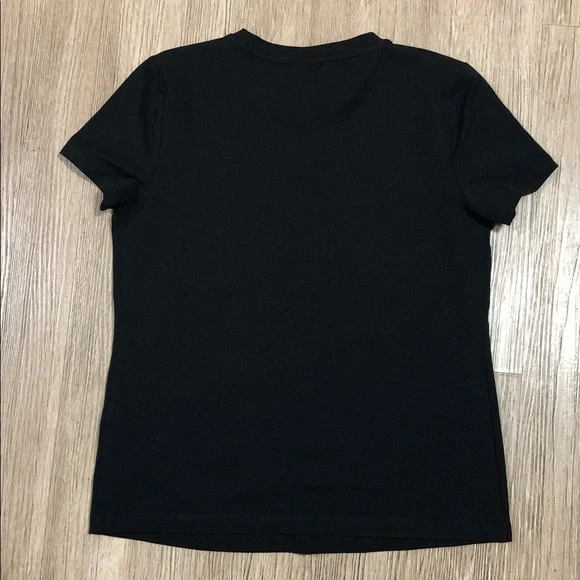 New DKNY Black Short Sleeve Tee with Logo Patch Details size S - Picture 4 of 5